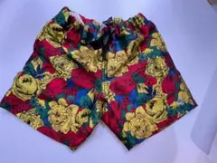 and wander 花柄ショートパンツ Sサイズのサムネイル