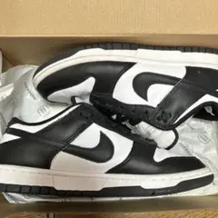 パンダ スニーカー