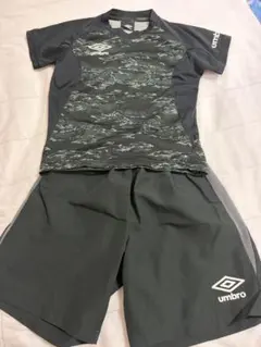 umbro トレーニングウェア 上下セット売り 130～140