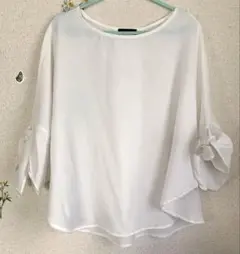 リボンドルマンスリーブトップス　オフホワイト　フリーサイズ