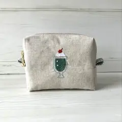 《69》 スクエアミニポーチ　クリームソーダ　ハンドメイド
