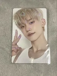 TXT ヨンジュン　Thursday'sChild ホログラムトレカ