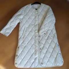プラステ　アイボリー キルティング ロングダウンジャケット