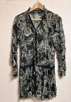 シフォン 花柄 透け感ブラウス カーキフリル 夏コーデ 韓国系