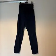 ユニクロ　ウルトラストレッチマタニティデニムレギンスパンツＬ