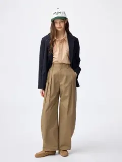 GU チノバレルレッグタックパンツ
