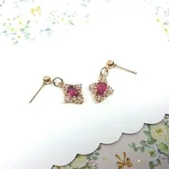 No.164☆ダイヤ（ライトレッド） ピアス イヤリング マスクチャーム