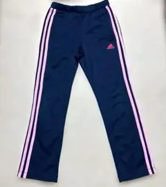 adidasアディダス　トレーニングパンツ　サイズ130