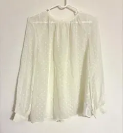 Té chichi ドット柄 シアーブラウス 長袖 ホワイトのサムネイル