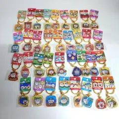 ちいかわ　ご当地キーホルダー　ハチワレ