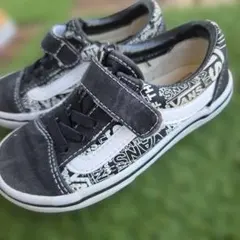 VANS オールドスクール 16cm ロゴ