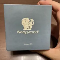 Wedgwood ハート型小物入れ