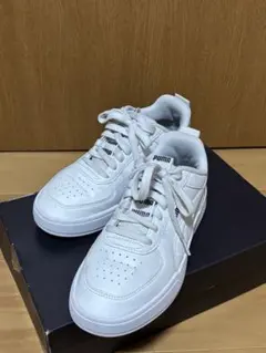 PUMA Caven Mix 39ホワイト 白 スウェード 新品 26.5c m - メルカリ