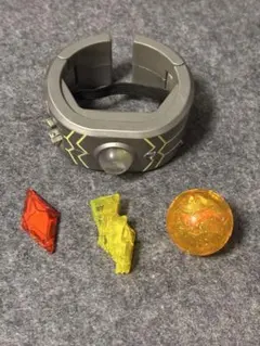 【ジャンク品】ポケモン メガストーン メガバングルプラス ピジョットナイト