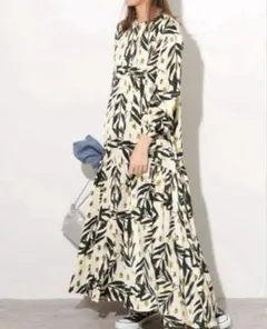 美品✨ジャーナルスタンダードレリューム　ホワイト ボタニカル ロング ワンピース