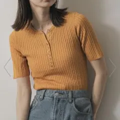 アーバンリサーチ オレンジニット