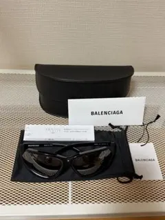 BALENCIAGA X-PANDER サングラス Balenciaga Eyewear Xpander サングラス | ブラック | FARFETCH JP