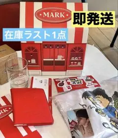 NCT マーク ティムホートンズ　コラボ　Tシャツ　非売品 NCT マーク ティムホートンズ コラボ Tシャツ 非売品