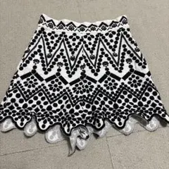 ZARA 幾何学模様 ハイウエストショートパンツ XS