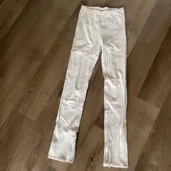 無印良品　ホワイトスリットスパッツ
