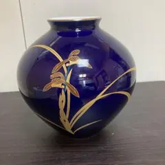 濃紺の金色花模様花瓶 中型