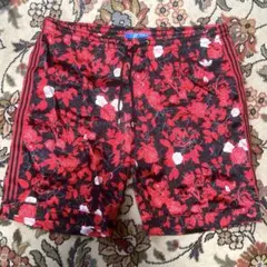 adidas ハーフパンツ　エモくてカッコいい！のサムネイル
