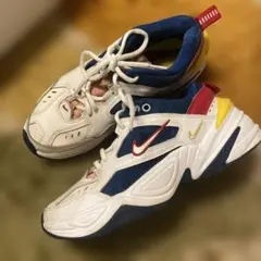 Nike スポーツスニーカー ホワイト/ブルー/レッド/イエロー