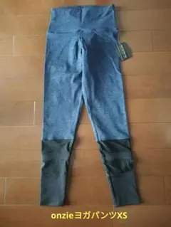 Onzie Meet High Rise Midi ヨガパンツ ネイビーXS