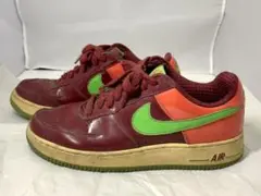 Item thumbnail for item 191e4004-9d5d-47f3-a752-b5dff787f132