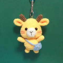 584　キリン　あみぐるみ　ハンドメイド　プレゼント　キーホルダー　チャーム
