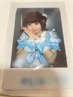 MORE STAR 高梨ゆな サイン入りチェキ - メルカリ