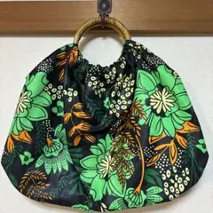 《値下げ》フラワーパターン リングバッグ　グラニーバッグ　アフリカ布
