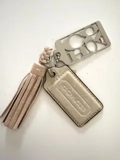 COACH 70周年記念 限定チャーム キーホルダー　コーチ