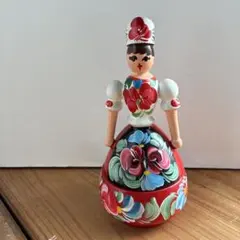 カラフルな花柄の木製人形　小物入れ　ハンガリーお土産