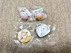 ちいかわ　くら寿司　フィギュア　缶バッジ　マグネット