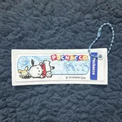 サンリオキャラクターズ　ばんそうこう　キーホルダー　ポチャッコ