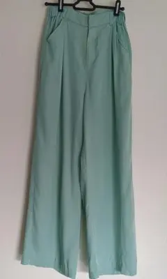 アーバンリサーチ　ミントグリーン スラックス