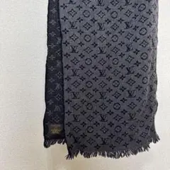 Louis Vuitton モノグラムマフラー グレー　箱付き