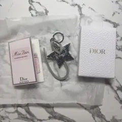 【新品未使用】 Dior シルバー星型チャーム 香水付