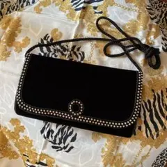 黒 ベルベット クラッチバッグ ビーズ装飾