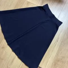 UNIQLO フレアスカート　ネイビー　Sサイズ　ウエストゴム