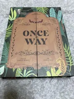 TWICE JAPAN SEASON'S GREETINGS 2022のサムネイル