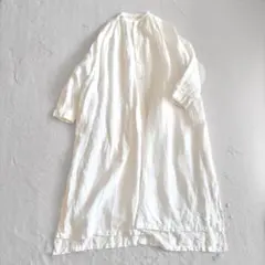 ネストローブ リネン ギャザー ワンピース バンドカラー ホワイト ロング丈