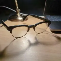 オリバーピープルズ
