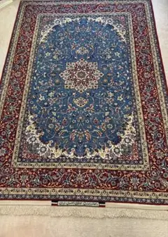 ペルシャ絨毯 イスファハン産（セイラフィアン工房）サイズ約211x152cm