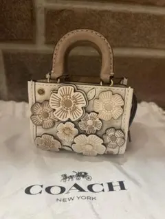 コーチ COACH ティーローズ バッグチャーム スタッズ キーホルダー