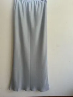 レプシィム　ストレッチサテンスカート