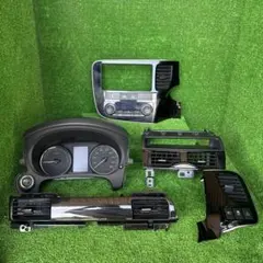 GRS180 18クラウン アスリート 純正 黒木目調 内装パネル セット 値下げしました GRS180 18クラウン アスリート 純正 黒木目 内装パネル