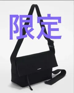 JIL SANDER ブラックショルダーバッグのサムネイル