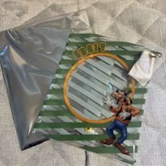 ディズニーストア　シークレットクリアポーチ　グーフィ